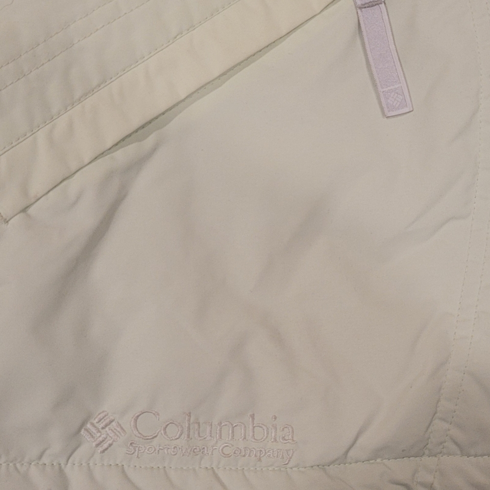 A Columbia Sportswear woman's small sized pistachio green/white  Hooded jacket - Picture 2 of 5